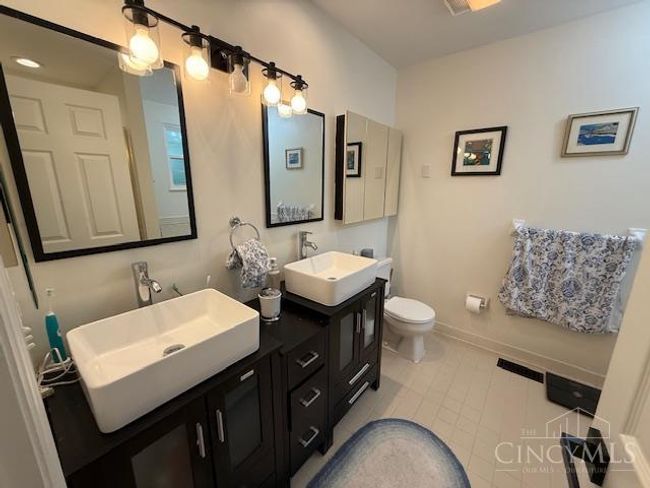 5620 Windridge Vw, Condo with 4 bedrooms, 4 bathrooms and null parking in Columbia Twp OH | Image 28