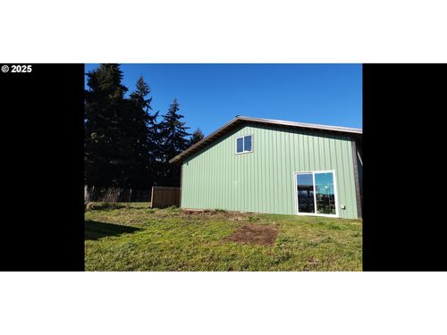 37510 Crabtree Dr, Crabtree, OR, 97335-1105 | Card Image