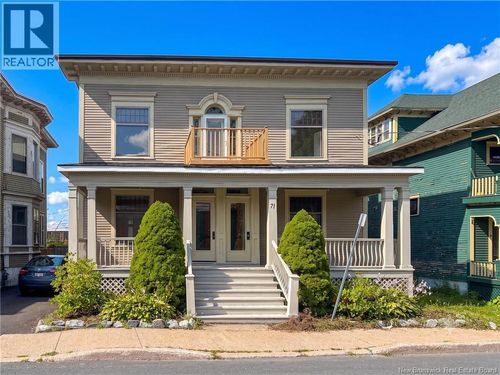 71 Clarendon St, Saint John, NB, E2K1A5 | Card Image