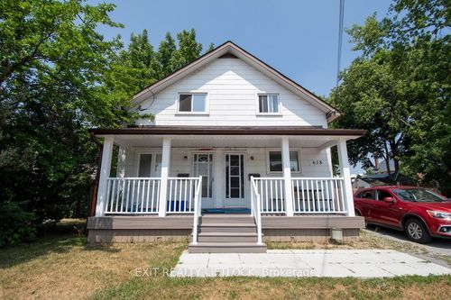 618 Brown St, Peterborough, ON, K9J4K5 | Card Image