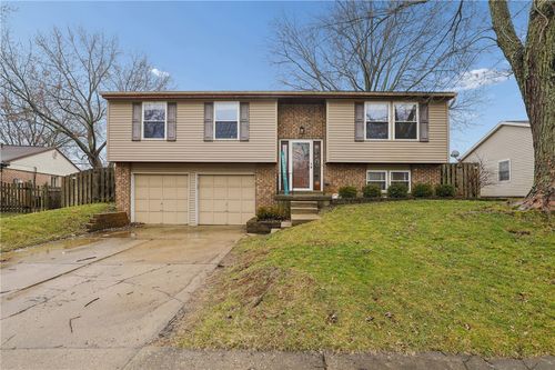 2324 Arrow Ridge Ct, Miamisburg, OH, 45342-4560 | Card Image