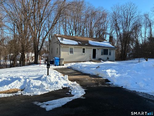 24 Macarthur Ct, Bristol, CT, 06010-6165 | Card Image