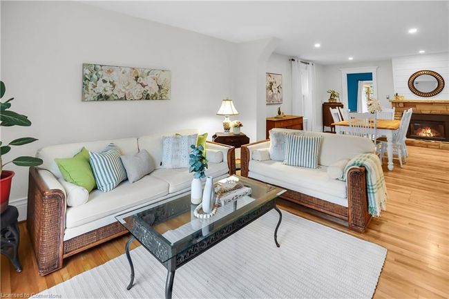 2 Kidd Ave, House other with 4 bedrooms, 2 bathrooms and 2 parking in Grimsby ON | Image 4