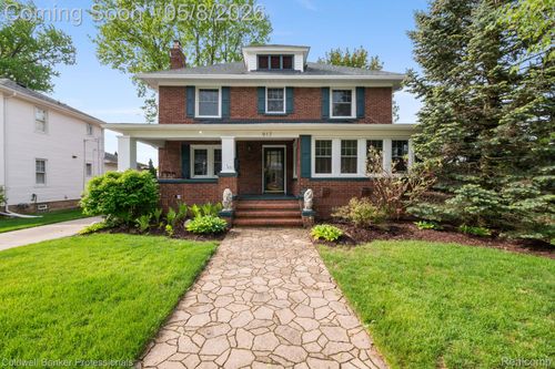 917 Simpson St, Plymouth, MI, 48170-2122 | Card Image