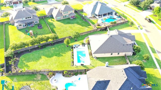 107 Chisholm Trl, House other with 4 bedrooms, 3 bathrooms and null parking in Victoria TX | Image 41