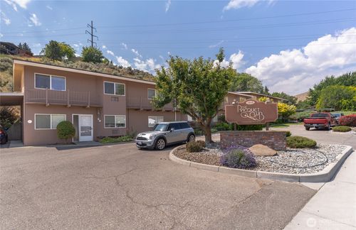 apt-53-1815 Number 2 Canyon Rd, Wenatchee, WA, 98801-2346 | Card Image