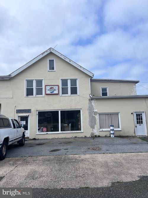 636 Gravel Pike, EAST GREENVILLE, PA, 18041 | Card Image