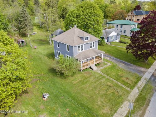 11 River St, Stamford, NY, 12167-1013 | Card Image