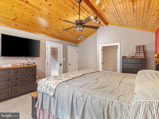 1996 Buck Mountain Rd, House other with 4 bedrooms, 4 bathrooms and null parking in Bentonville VA | Image 26