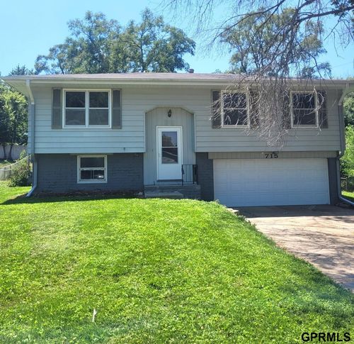715 Lila Avenue, Bellevue, NE, 68005 | Card Image