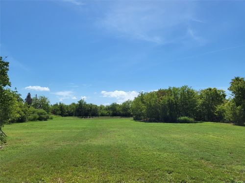 333 24th St, San Leon, TX, 77539-2531 | Card Image