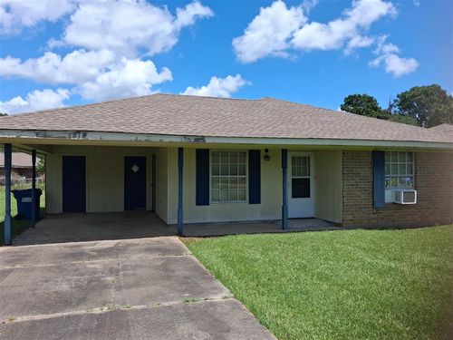 318 Phyllis Dr, Jennings, LA, 70546-7836 | Card Image