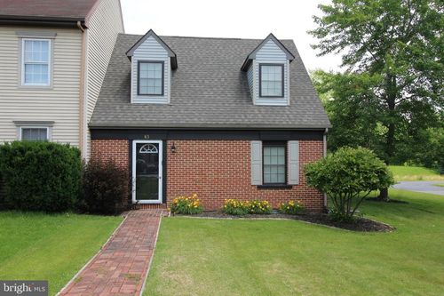 63 Carriage House Dr, WILLOW STREET, PA, 17584-9033 | Card Image