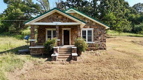 805 W Highway 64, Coal Hill, AR, 72832-8831 | Card Image