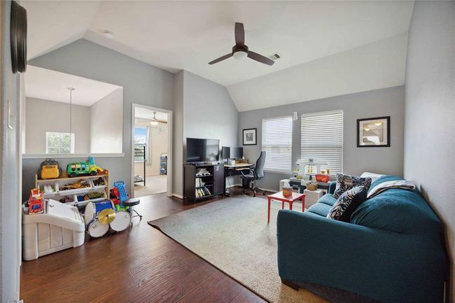 21722 Rainfall Park Dr, House other with 6 bedrooms, 4 bathrooms and 2 parking in Spring TX | Image 17