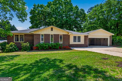 121 N Chilton Cres, Lagrange, GA, 30240-1105 | Card Image