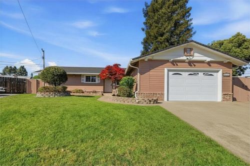 8440 Diane Ct, Gilroy, CA, 95020 | Card Image