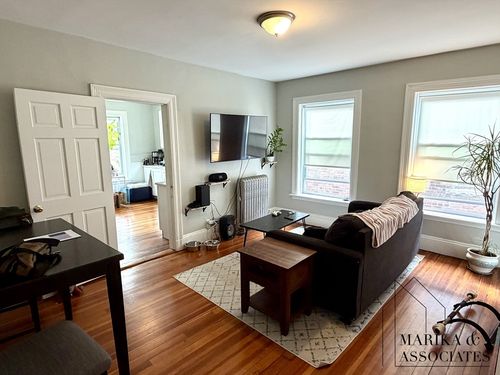 apt-6-108 Winthrop Rd, Brookline, MA, 02445-4585 | Card Image
