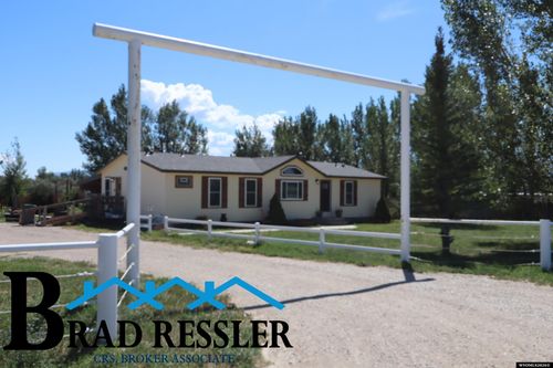 943 Horseshoe Road, Casper, WY, 82604 | Card Image