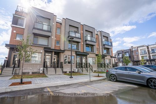 621 Makwa Pvt, Ottawa, ON, K1K5A4 | Card Image