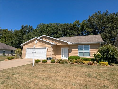 327 Concord Dr, Danville, IL, 61832-7960 | Card Image