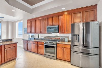 H2908 - 2090 W 1st Street, Condo with 3 bedrooms, 2 bathrooms and null parking in Fort Myers FL | Image 3