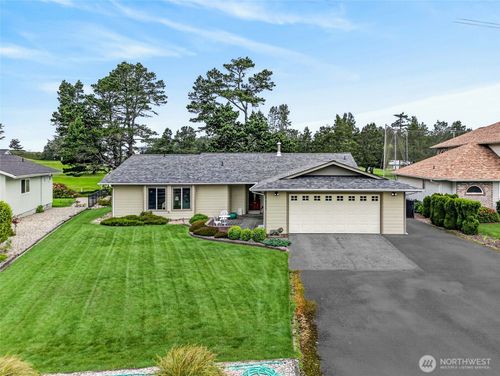 1211 314th Pl, Ocean Park, WA, 98640-5229 | Card Image