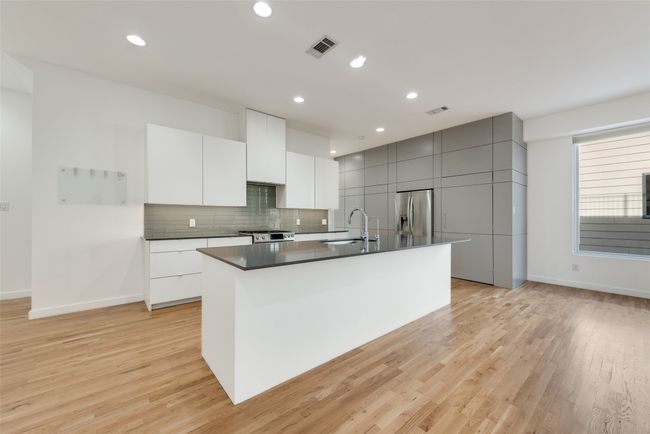 4940 Jack Ct, Townhouse with 2 bedrooms, 3 bathrooms and null parking in Dallas TX | Image 13
