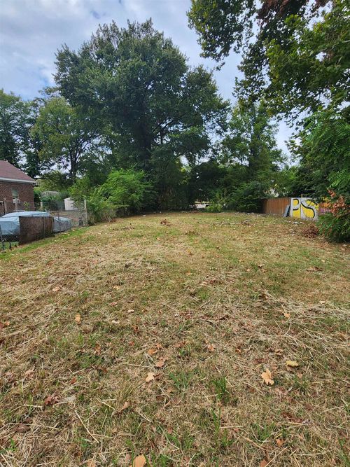 693 Leath St, Memphis, TN, 38107 | Card Image