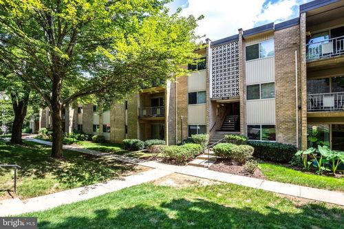 apt-13-12203 Academy Way, ROCKVILLE, MD, 20852-2007 | Card Image