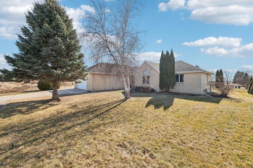 551 Winter Drive, Walworth, WI, 53184 | Card Image