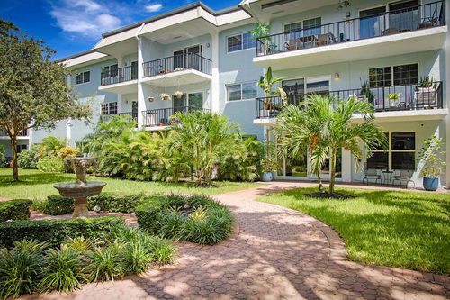 apt-215b-3002 Ne 5th Ter, Wilton Manors, FL, 33334-2071 | Card Image