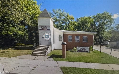 4105 E 114th St, Cleveland, OH, 44105-5451 | Card Image