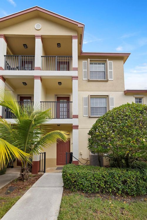 1901 Se High Springs Dr, Port St. Lucie, FL, 34952-8012 | Card Image