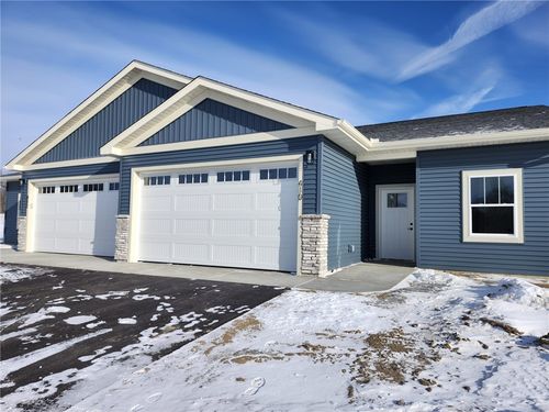 410 Finvold St, WOODVILLE, WI, 54028-9723 | Card Image