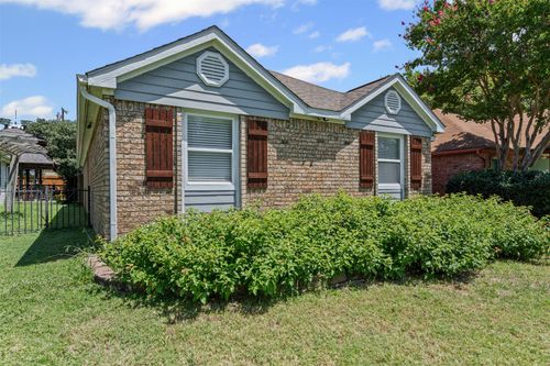 1313 Abbott Dr, Irving, TX, 75060-2559 | Card Image