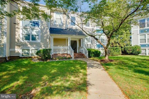 302-20575 Snowshoe Sq, ASHBURN, VA, 20147-3961 | Card Image
