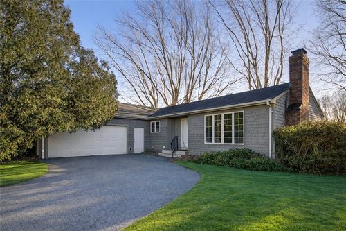 43 Harrington Avenue, Portsmouth, RI, 02871 | Card Image