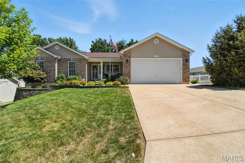 8147 Pheasant Dr, Barnhart, MO, 63012-2728 | Card Image
