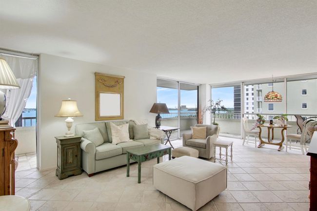 APT-4D - 5280 N Ocean Dr, Condo with 2 bedrooms, 2 bathrooms and null parking in Riviera Beach FL | Image 7