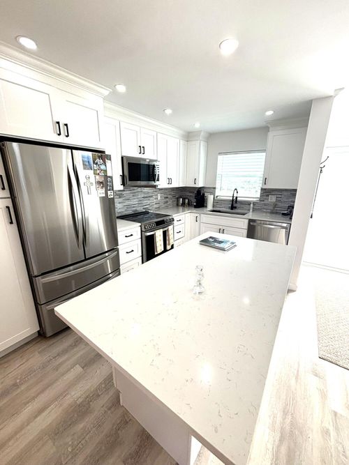 53-401 Ne 19th Ave, Deerfield Beach, FL, 33441-3776 | Card Image