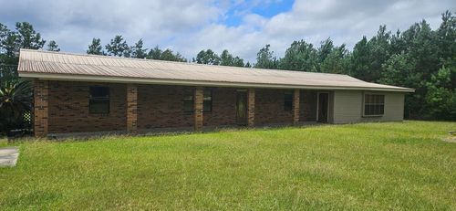 98 Country Heritage Rd, Poplarville, MS, 39470-3737 | Card Image