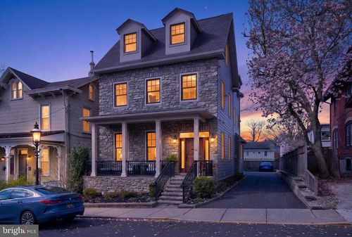 66 S Hamilton St, DOYLESTOWN, PA, 18901-4215 | Card Image