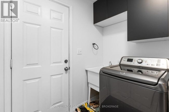 343 Sunrise Cres, House other with 4 bedrooms, 3 bathrooms and 4 parking in Kingston ON | Image 26