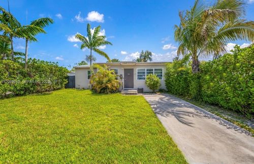 2326 Harding St, Hollywood, FL, 33020-2347 | Card Image