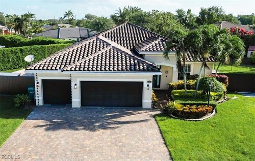 2133 Nw 14th Pl, Homestead, FL, 33030-4218 | Card Image