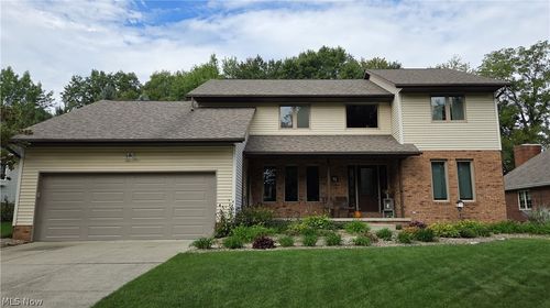 1344 Northwoods Trl, Wadsworth, OH, 44281-8774 | Card Image