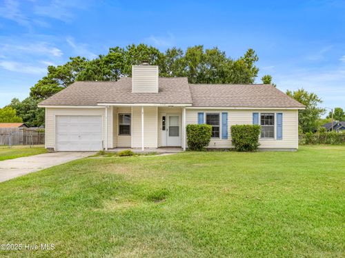 600 Foxfire Cir, Jacksonville, NC, 28546-9117 | Card Image