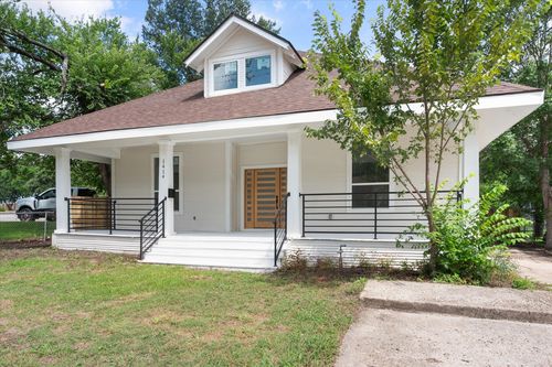 1414 W 2nd Ave, Corsicana, TX, 75110-3705 | Card Image
