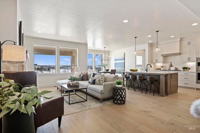 11361 S Saylis Way, House other with 3 bedrooms, 3 bathrooms and 3 parking in Kuna ID | Image 8